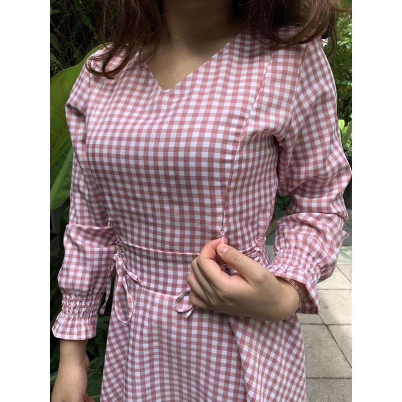 Váy cho con bú ti (HÀNG CÓ SẴN), váy kẻ cổ V có khóa cho mẹ sau sinh