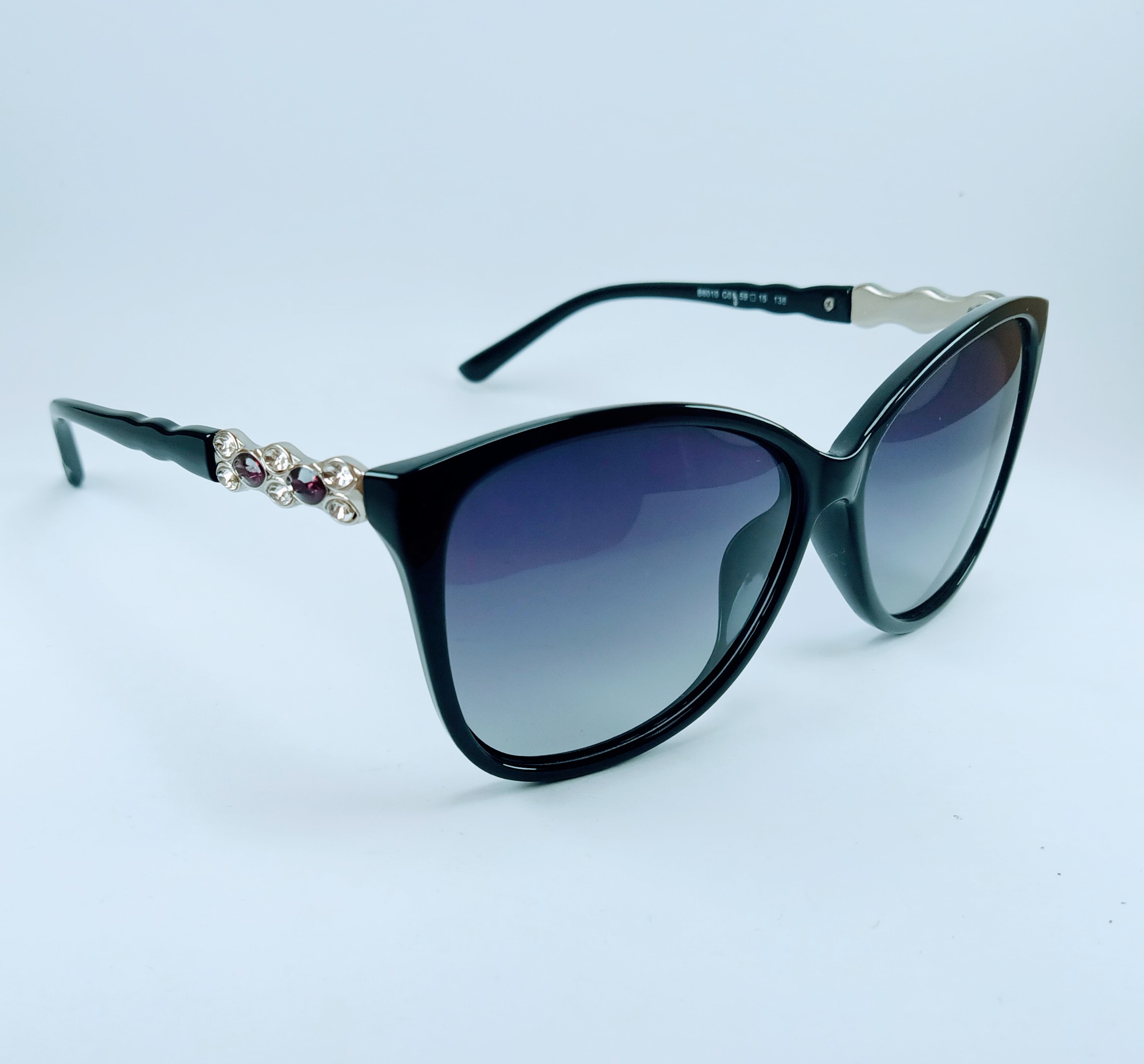 KÍNH MÁT NỮ KIỂU DÁNG MẮT MÈO