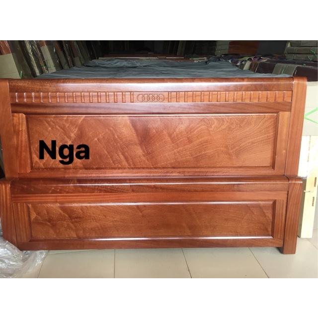 Giường gỗ xoan đào