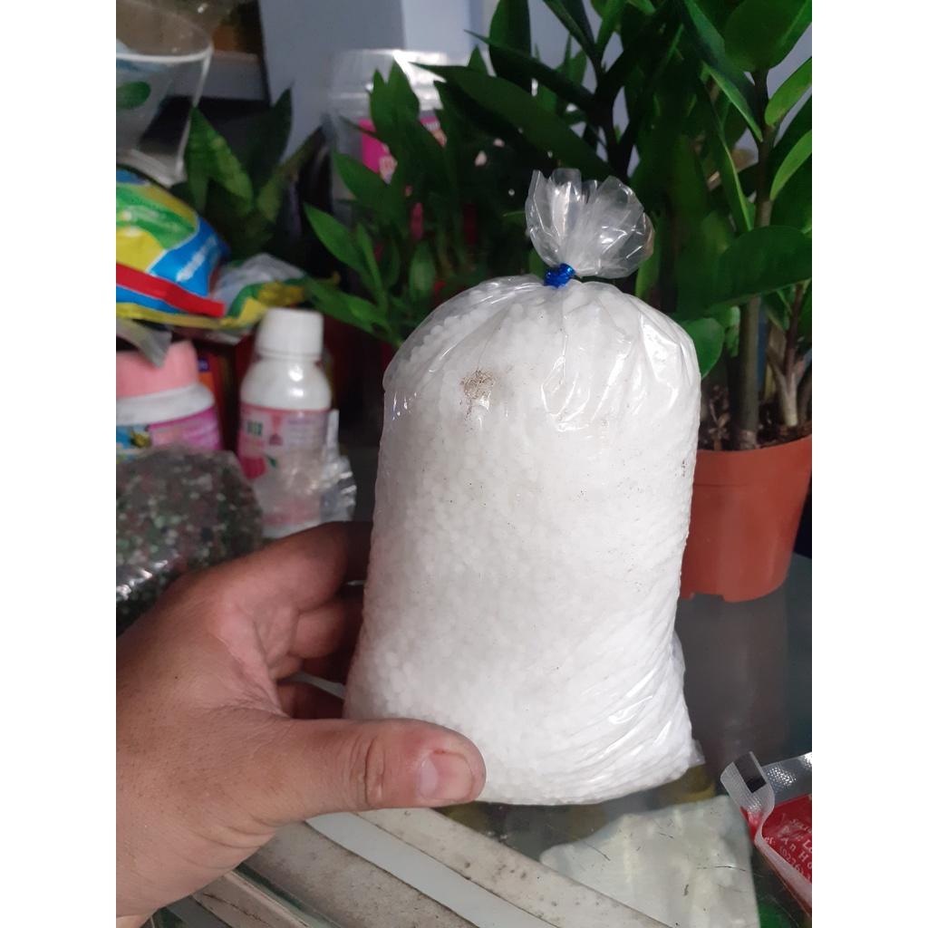 Bịch nửa ký đạm urê.