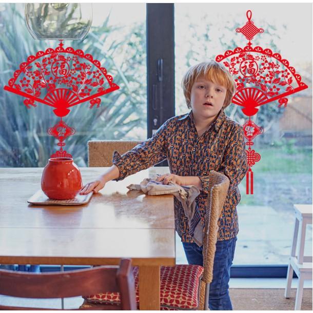 Decal trang trí tết - Quạt lớn đỏ Xòe báo mừng năm mới