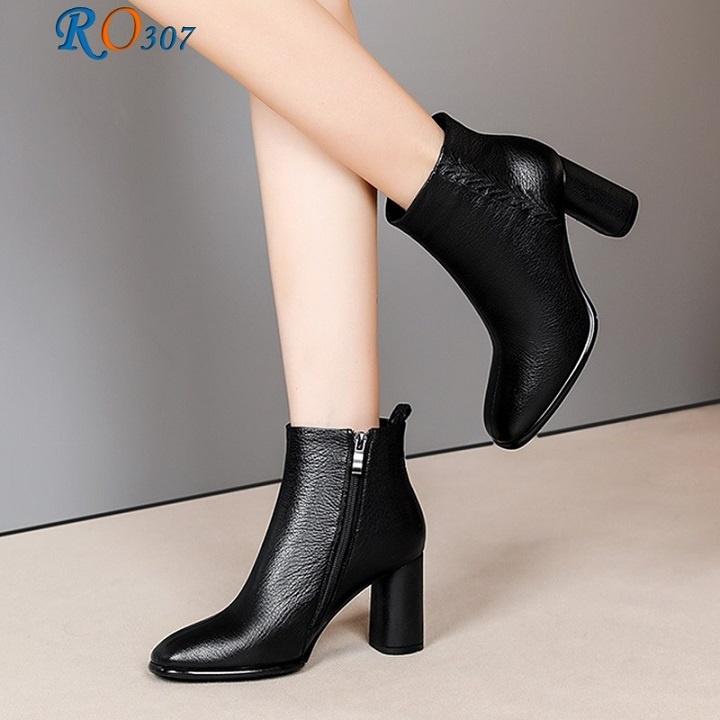 Giày boot nữ cổ thấp 7 phân hai màu đen nâu hàng hiệu rosata ro307