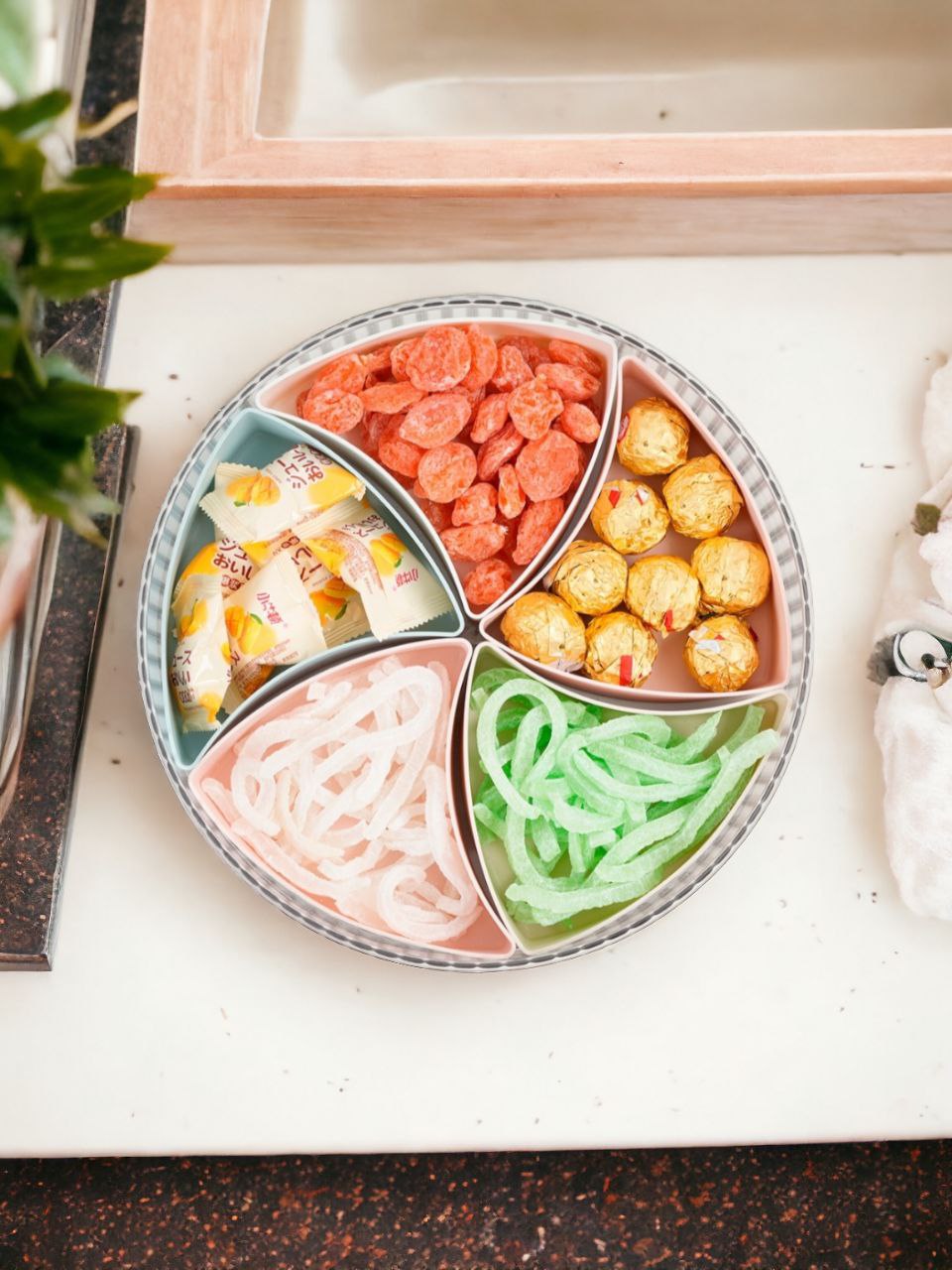 Khay mứt TẾT đựng bánh kẹo Khay gồm 5 hũ ngũ lộc lớn xinh xắn hình kim kim cương biểu hiện sang trọng trong ngày tết