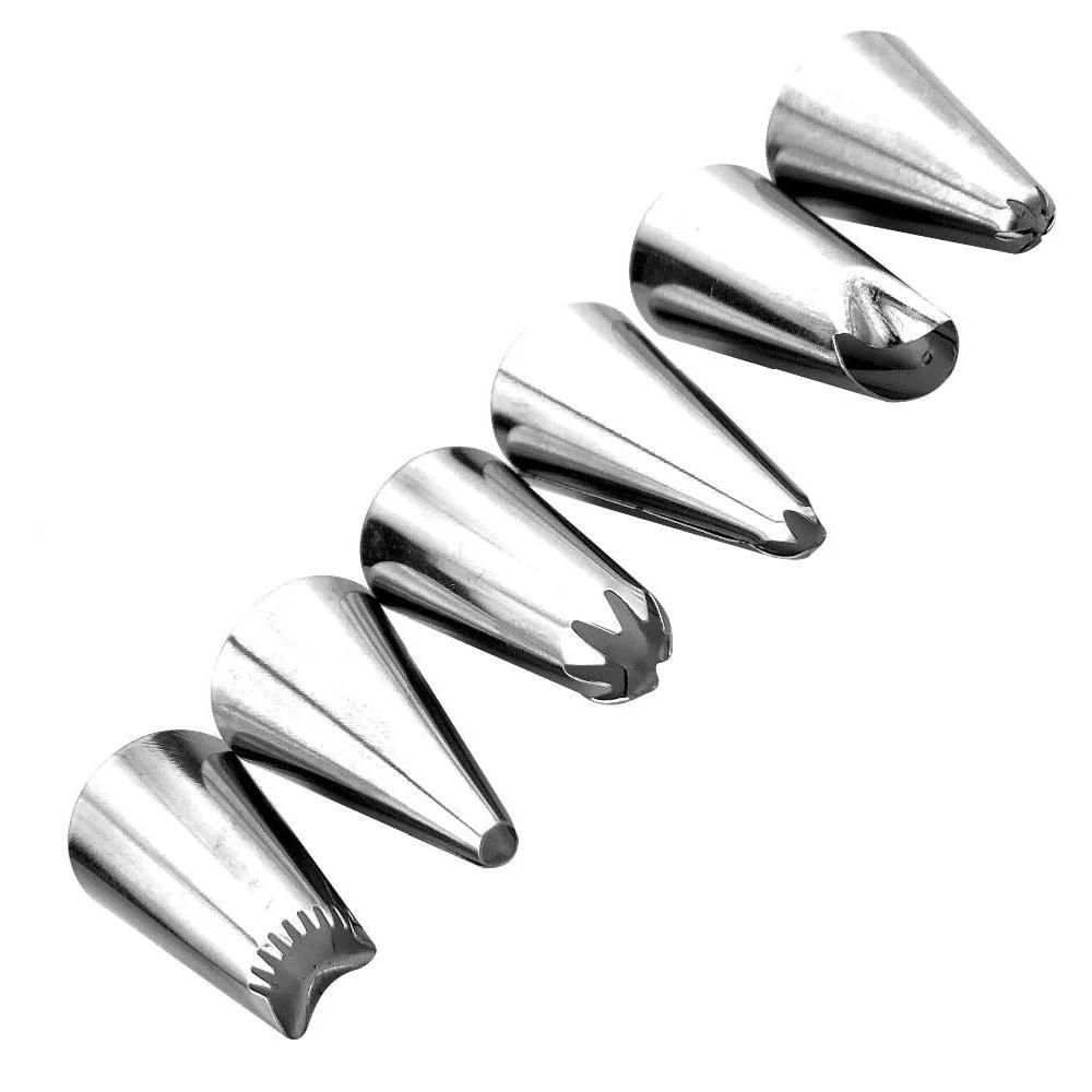 Set 26 dụng cụ gồm túi Silicone và 24 đầu bắt bông kem trang trí bánh