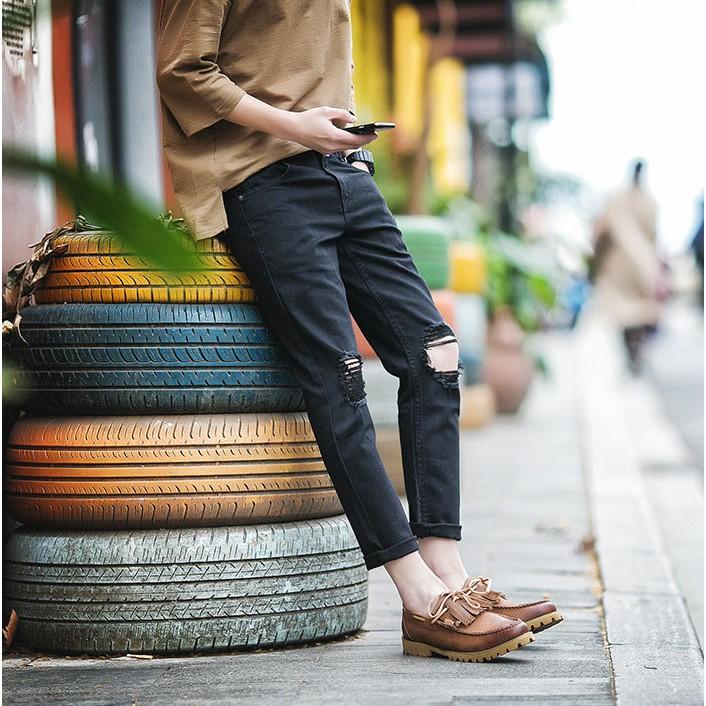 Quần rách nam đen rách gối kiểu đẹp