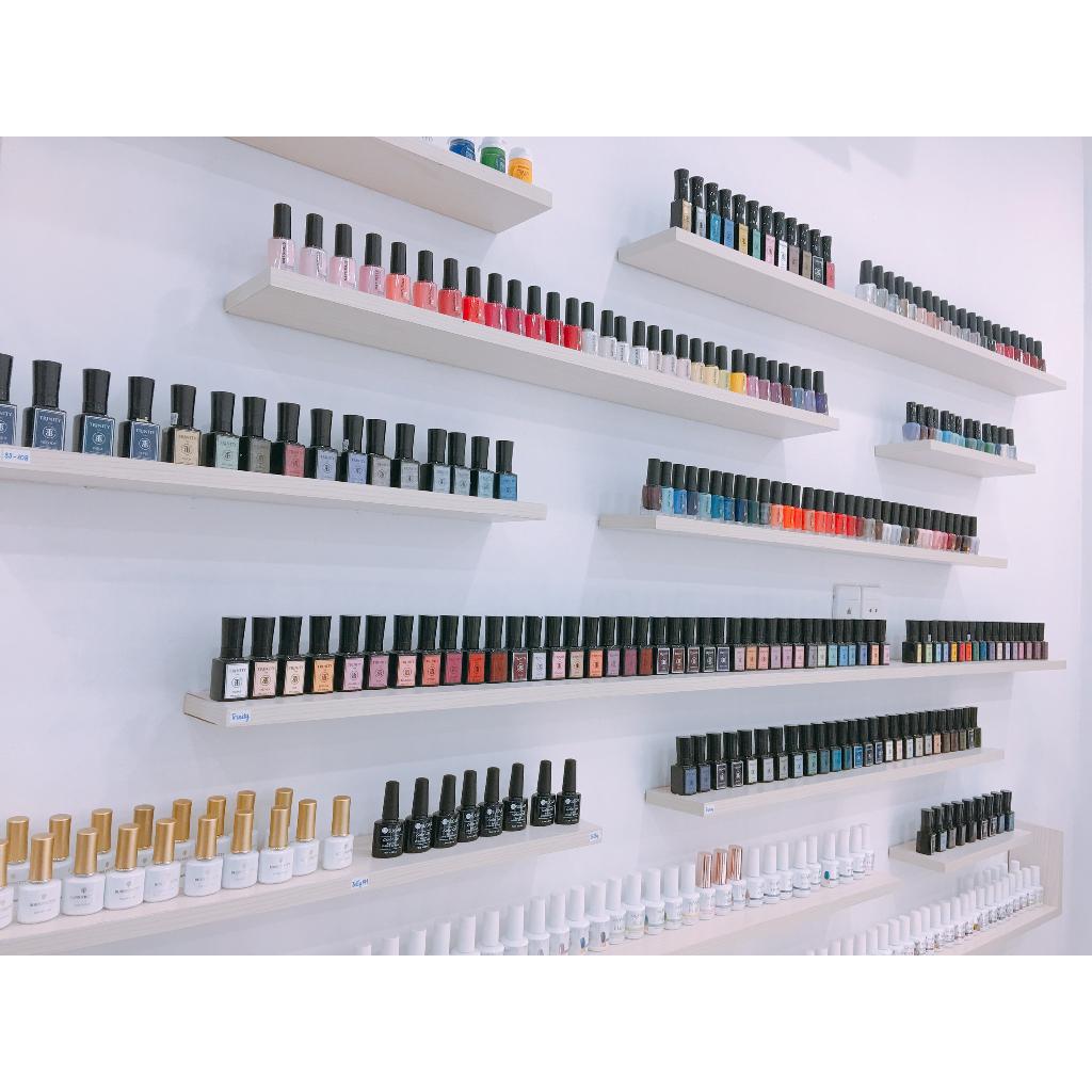 Kệ nail, kệ sơn móng tay, kệ thanh ngang treo tường 303
