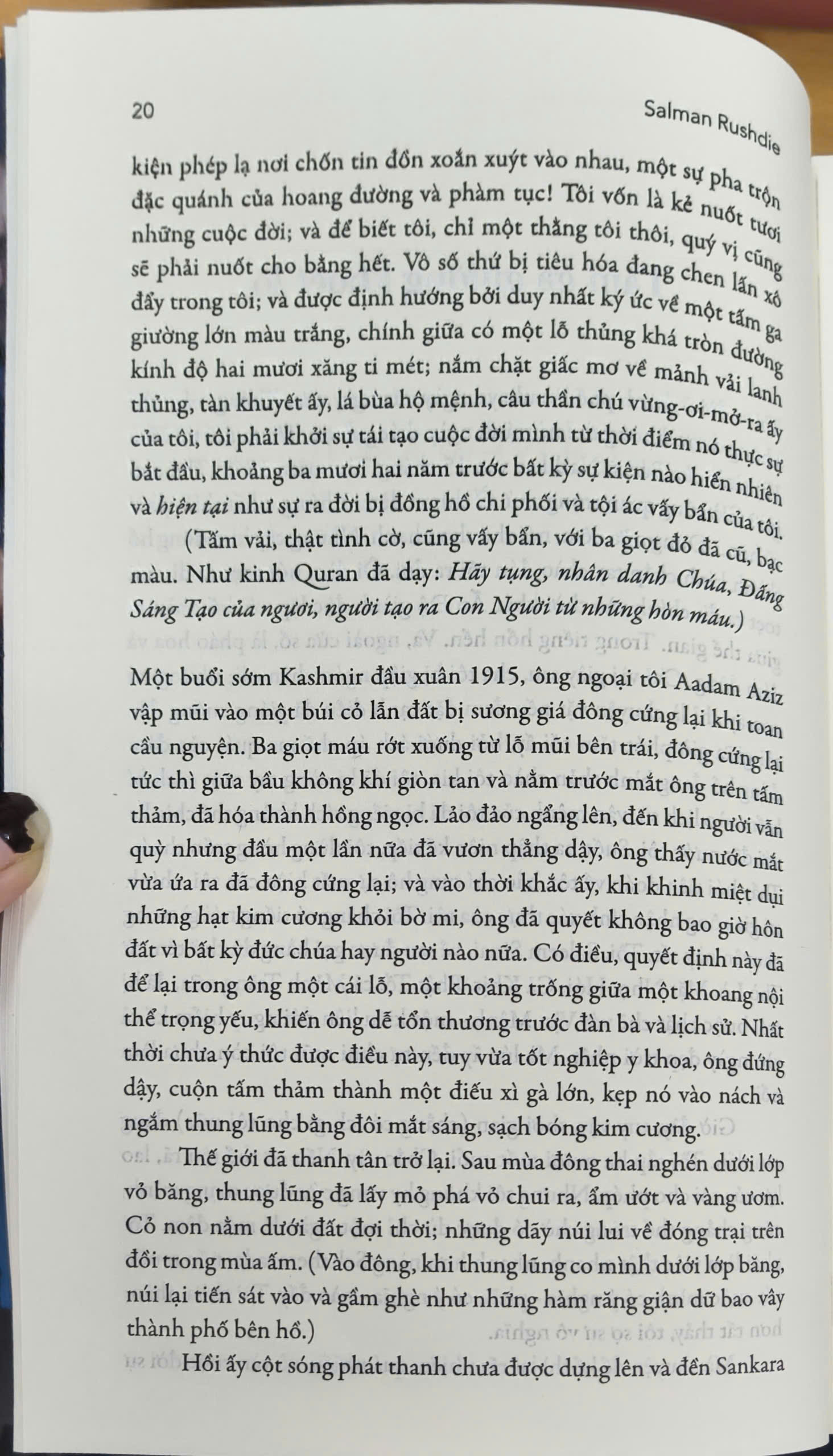 Sách - Những đứa con của nửa đêm (Salman Rushdie) (Nhã Nam Official)