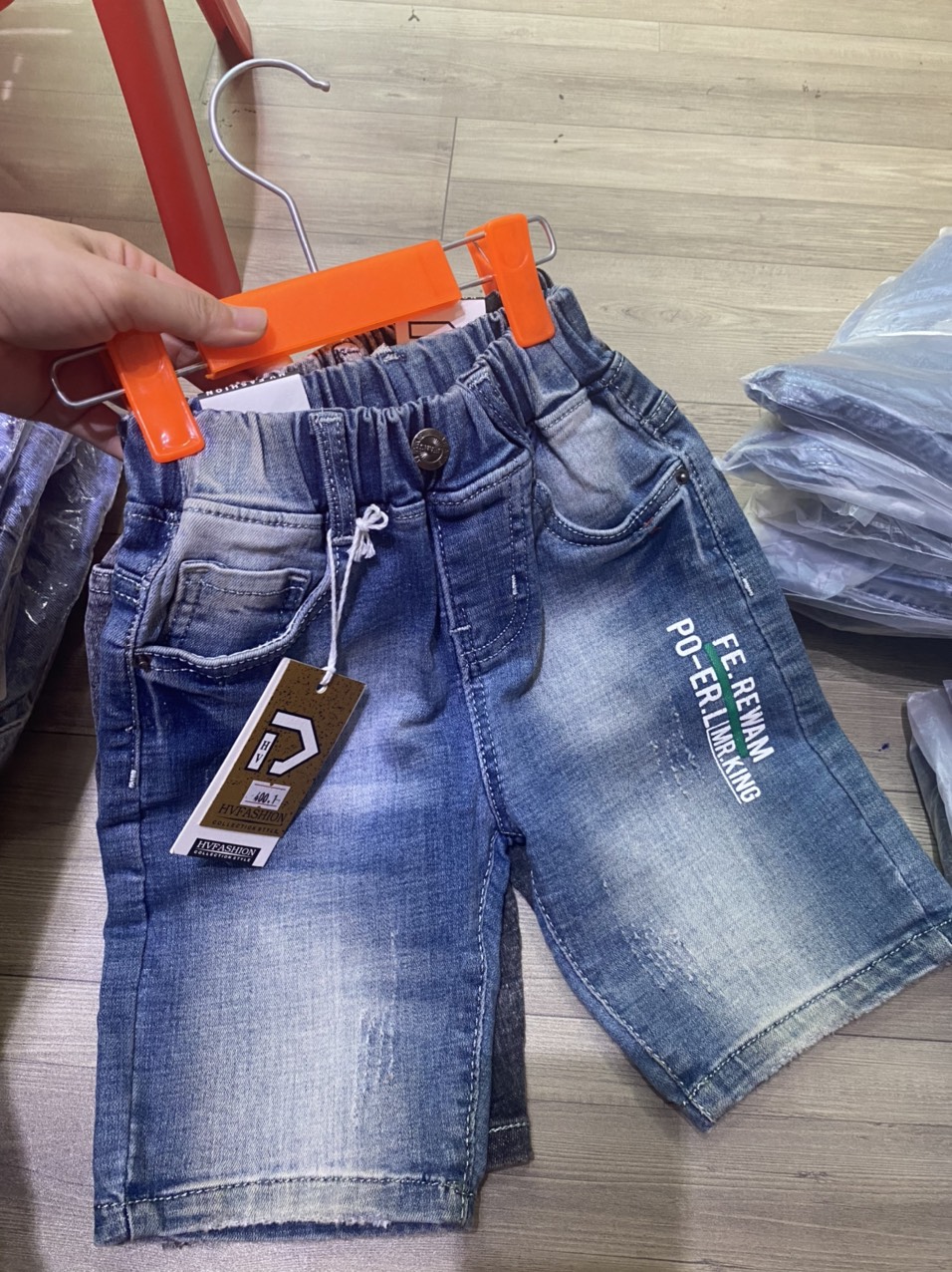 QUẦN JEANS LỬNG BÉ TRAI