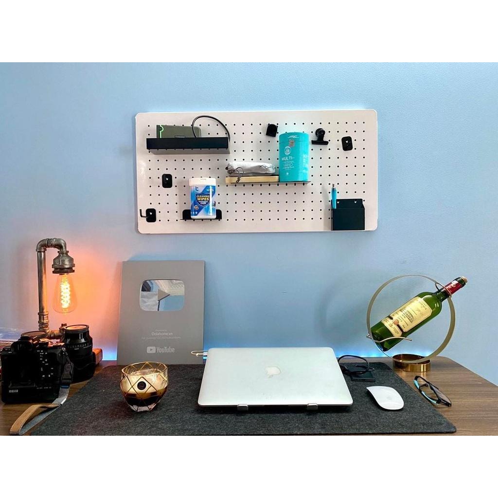 Bảng lỗ Pegboard Dola Home kim loại cao cấp tiện dụng trang trí phòng khách phòng ngủ phòng làm việc bảo hành 12 tháng