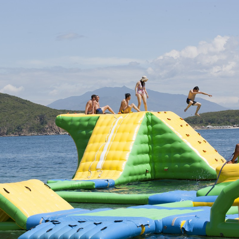 Gói 2N1Đ Tại Merperle Hòn Tằm Resort 5* - Ăn Ba Bữa. Miễn Phí Vé Khu Vui Chơi Sparkling Waves. Tặng Vé Tắm Bùn Dành Cho 02 Khách.