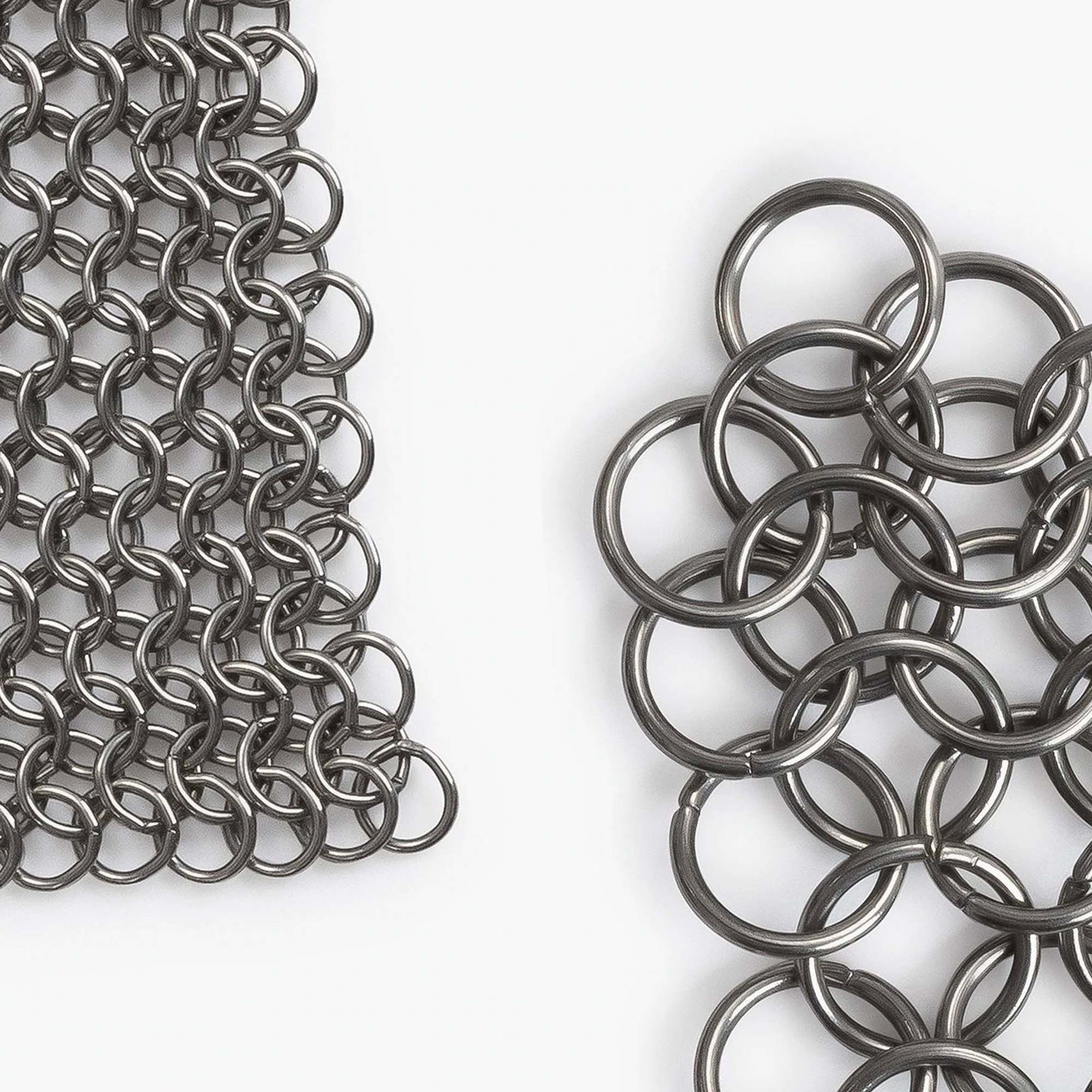 Miếng rửa chảo gang chain mail cleaner Barebones CKW-330