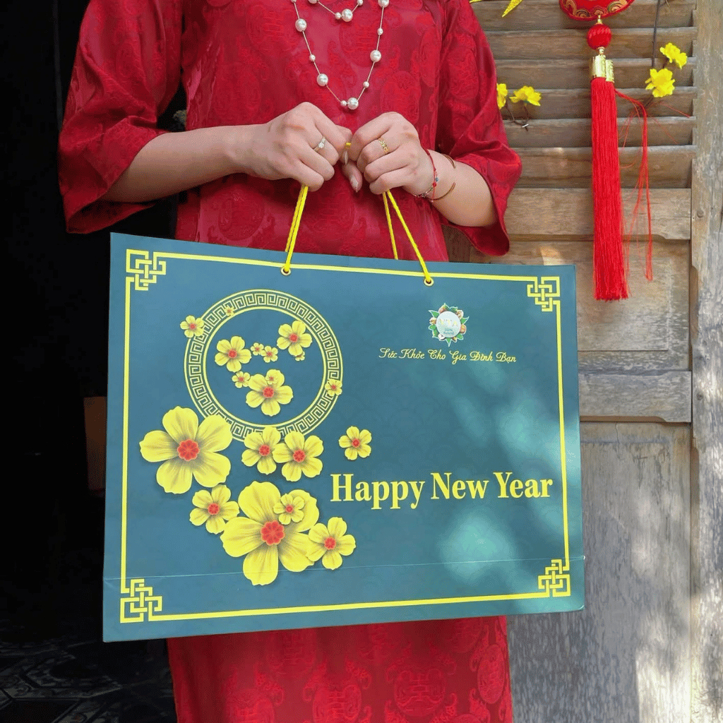 Set Quà Tết OAKY 2026 – Hộp Quà Hạt Dinh Dưỡng Cao Cấp Việt Tam Anh