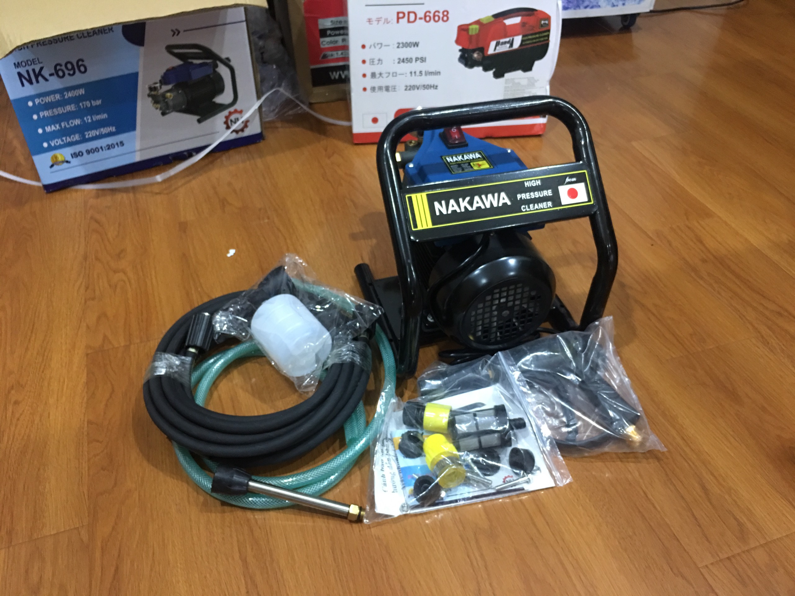 Máy Rửa Xe Nakawa 2400W NK-696