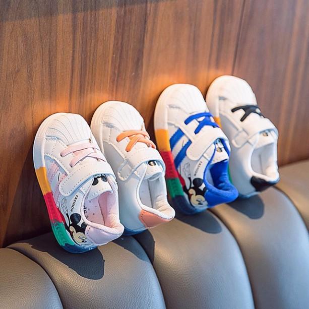 Freeship Giày thể thao màu trắng hình Micky dáng basic siêu mềm và êm chân cho bé 1- 3,5 tuổi GDAS1