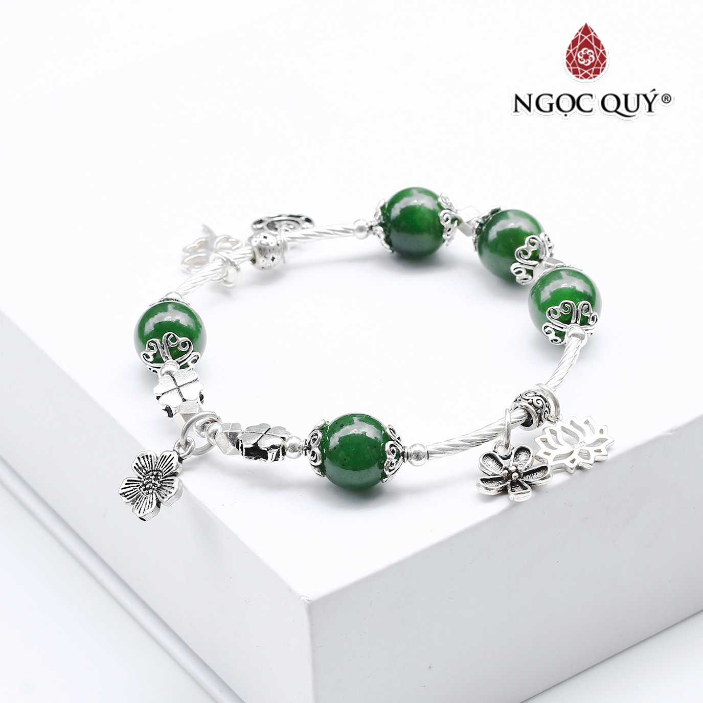 Vòng tay đá thiên nhiên 9mm phối charm cỏ 4 lá - Ngọc Quý Gemstones