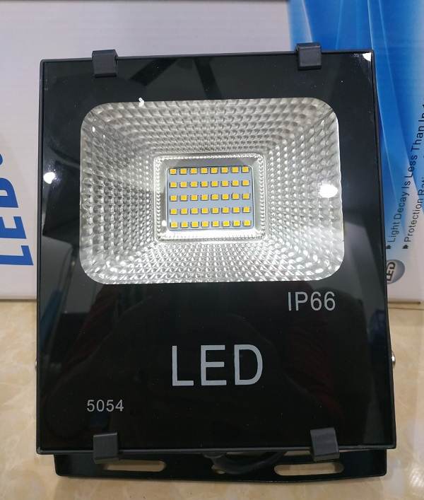 Bộ 3 đèn Led pha chíp dán 20W