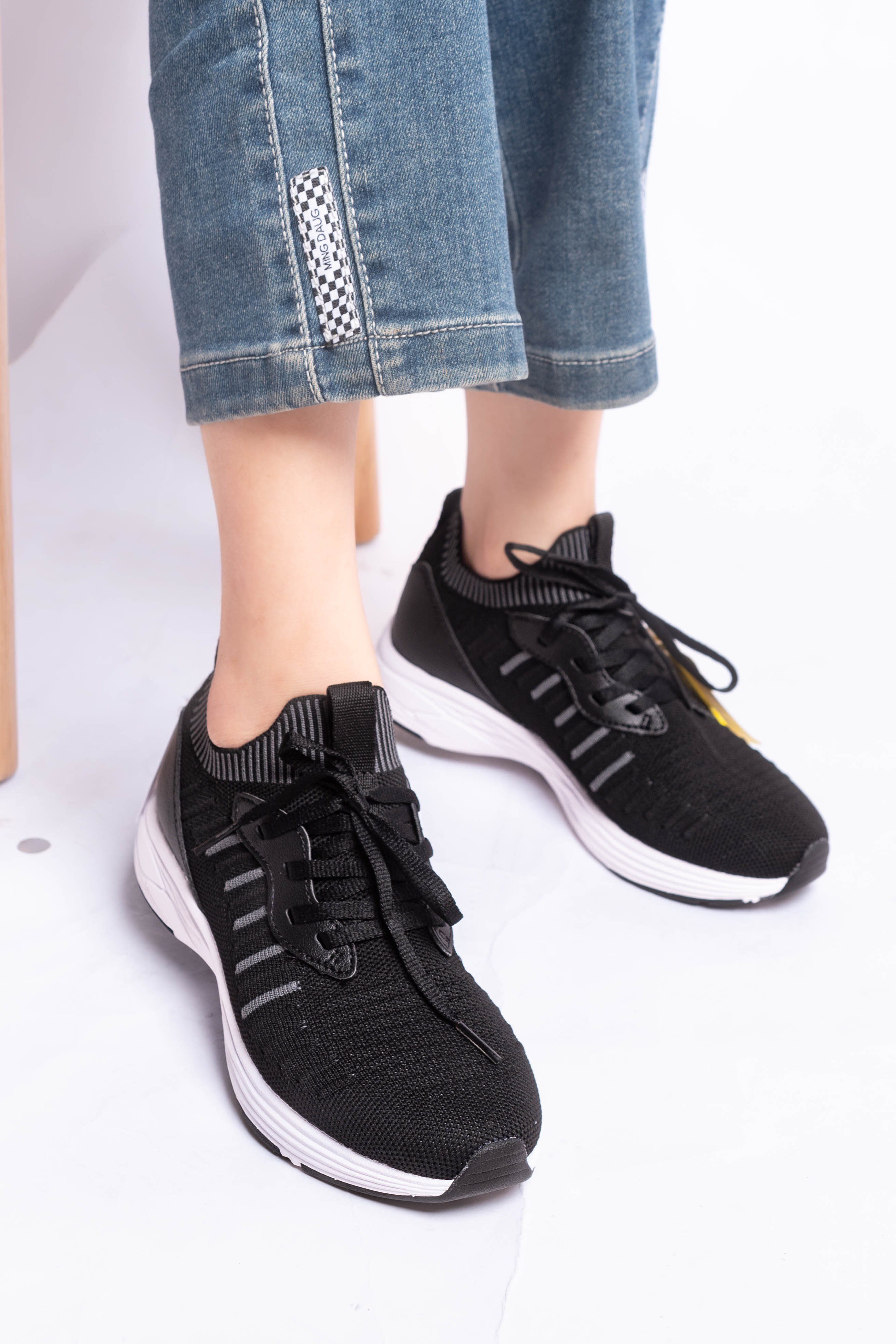 Giày thể thao Bitis nữ (35-39)