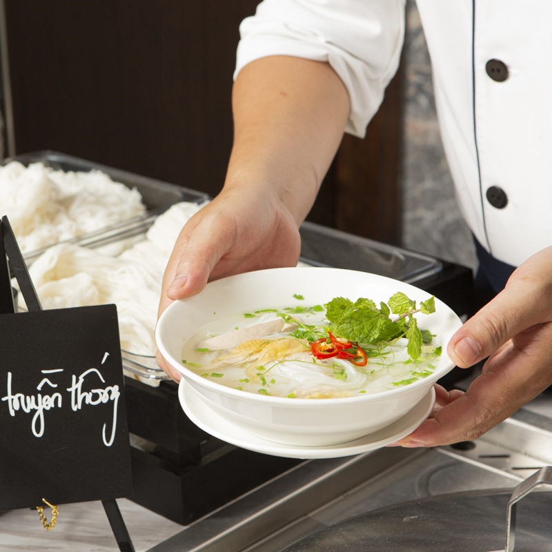 D'Lecia Hotel 4* Hạ Long - Gồm Bữa Sáng, Hồ Bơi, Khách Sạn Ngay Trung Tâm Bãi Cháy, Thuận Tiện Thăm Vịnh, Nhiều Tiện Ích