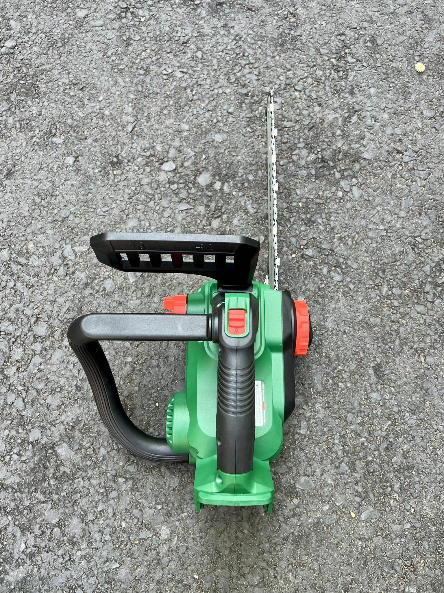 COMBO Máy cưa xích dùng pin 21V Dekton M21-Cx12BL KÈM PIN M21-B6A8C VÀ SẠC M21-S25A TẶNG 1 PIN M21-B3000 - KM_T8 -HÀNG CHÍNH HÃNG