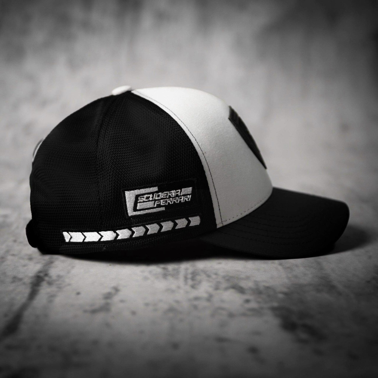 Mũ nón thời trang cao cấp logo ngựa đen màu trắng phối lưới đen form đẹp cá tính