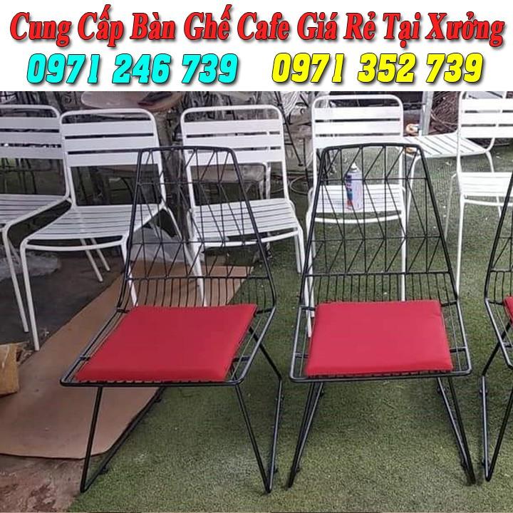 Bàn ghế sắt cafe sân vườn