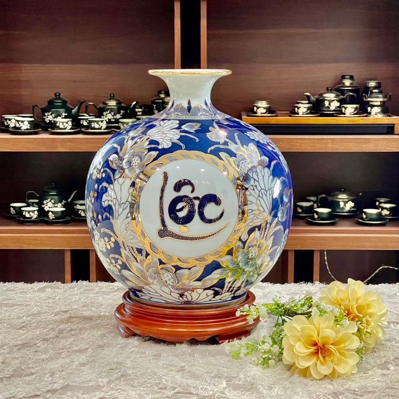 Bình hút tài Lộc vẽ thủ công vàng kim 24K. Gốm sứ Bát Tràng cao cấp.