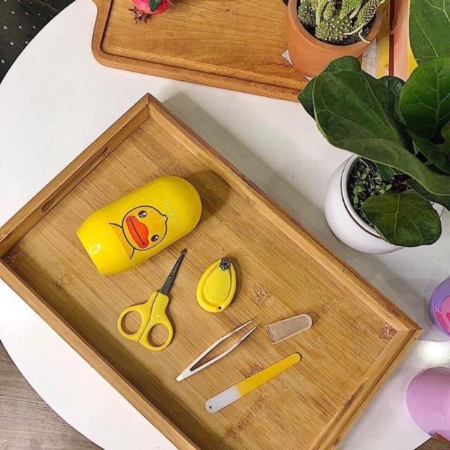 Bộ bấm móng cho bé