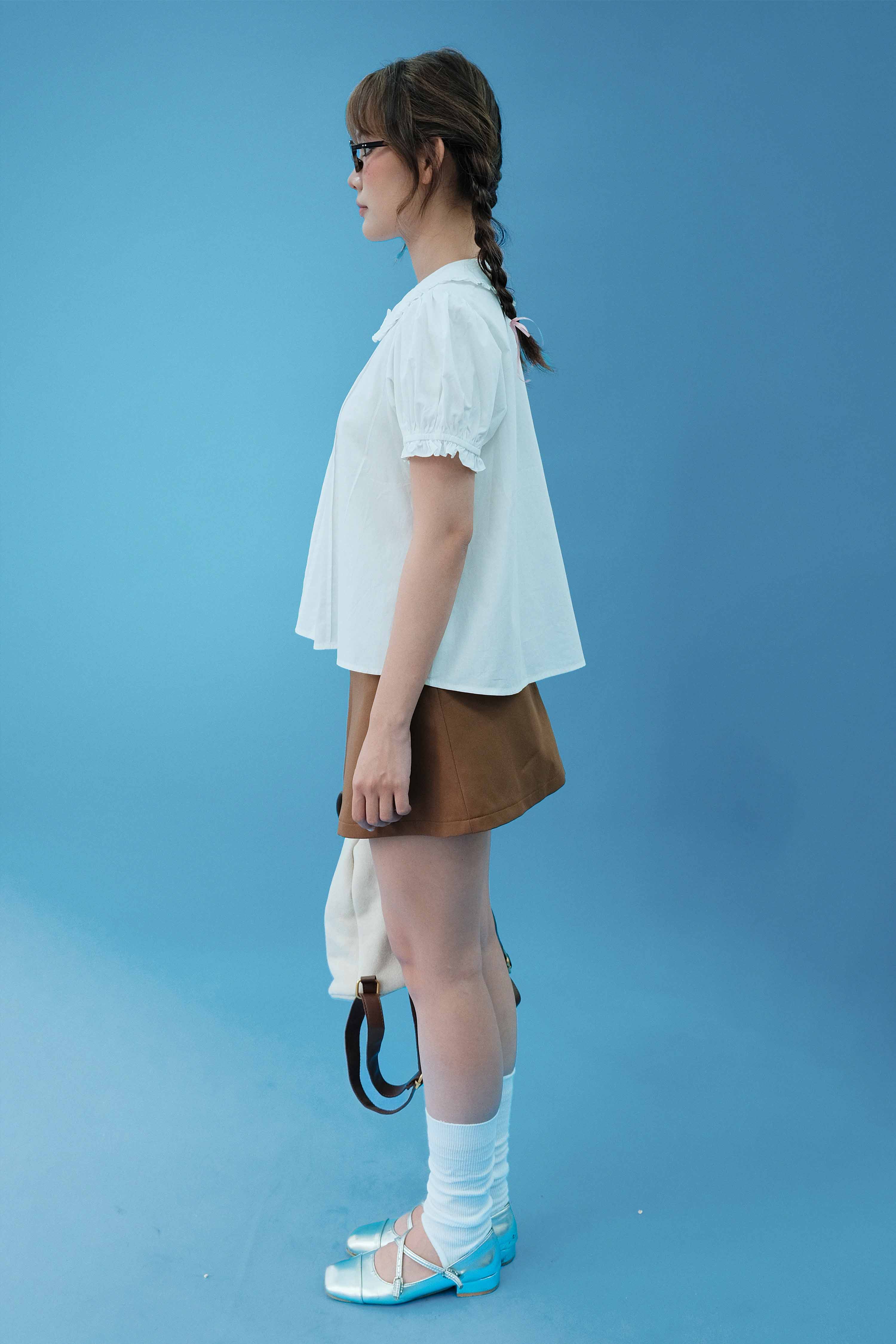 DOTTIE - Váy ngắn xếp ly kèm dây nịt - Nâu - S0290