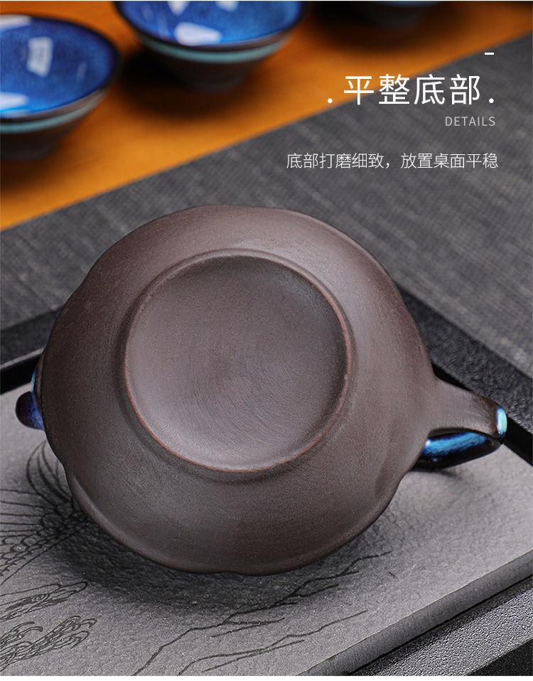 Ấm trà gốm tráng men