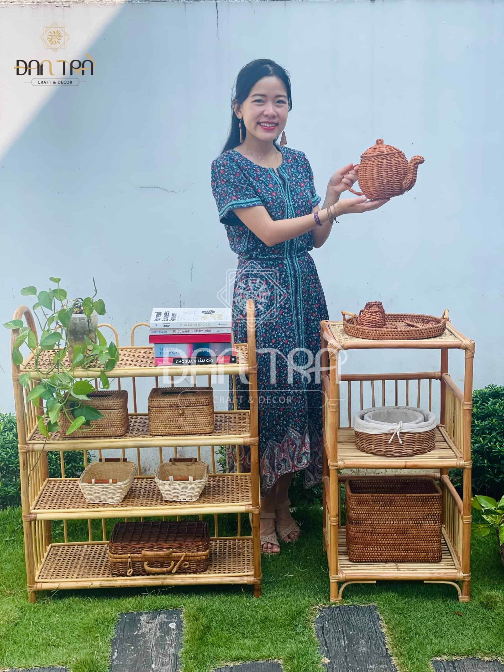 Kệ Mây Đầu Giường Đan Trà- Kệ Mây Decor Nhỏ Gọn- Kệ Mây 3 Tầng- Nội Thất Mây Tre Đan Trà