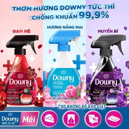 Xịt Vải DOWNY Khử Mùi Và Chống Khuẩn 99.9% Hương Nắng Mai Chai 370ML