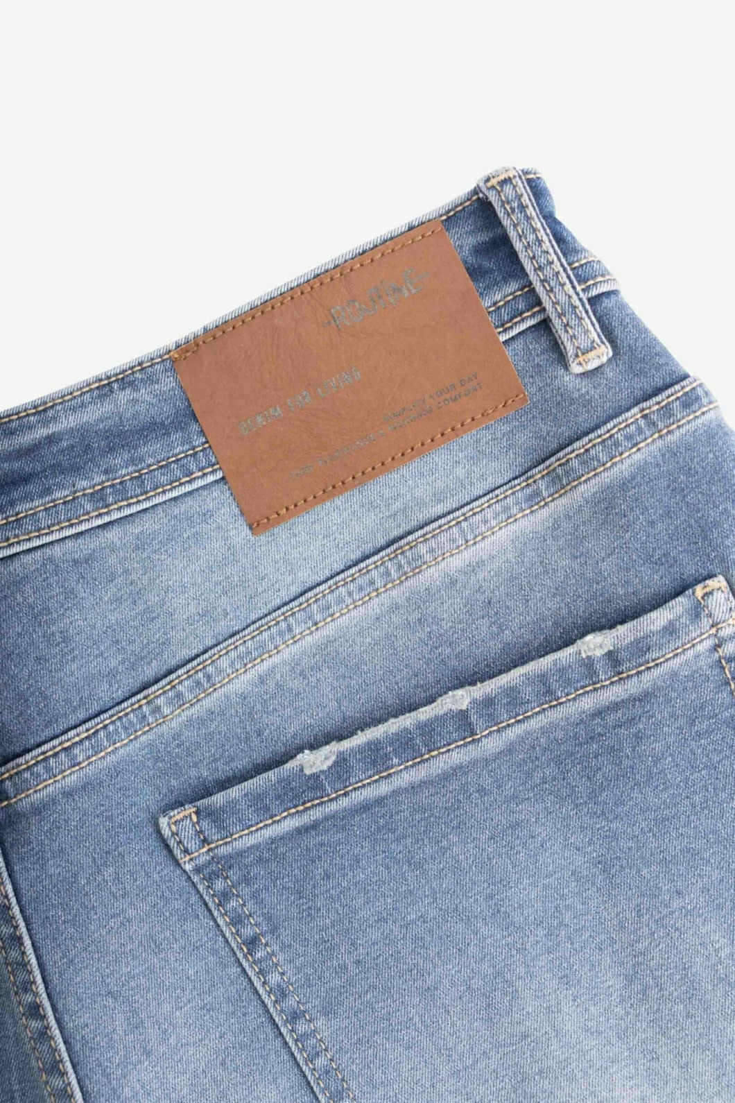Quần jeans nam trơn ROUTINE Form Slim Premium màu Xanh INDIGO- 10F23DPA012P | LASTORE MENSWEAR