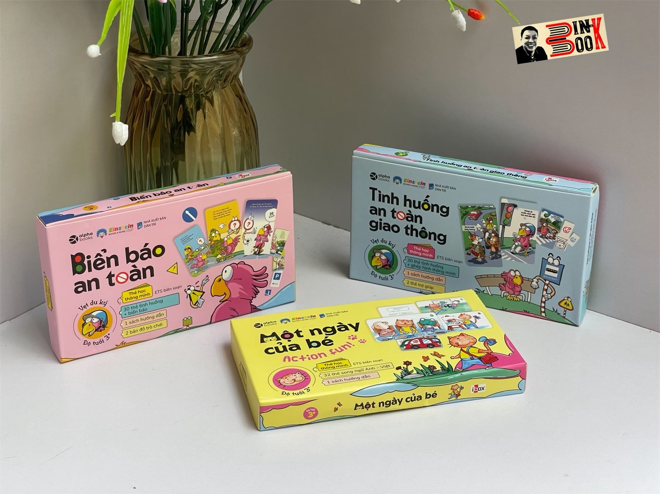 BỘ THẺ HỌC THÔNG MINH - Một ngày của bé - Biển báo an toàn giao thông - Tình huống an toàn giao thông - Alphabooks - NXB Dân Trí