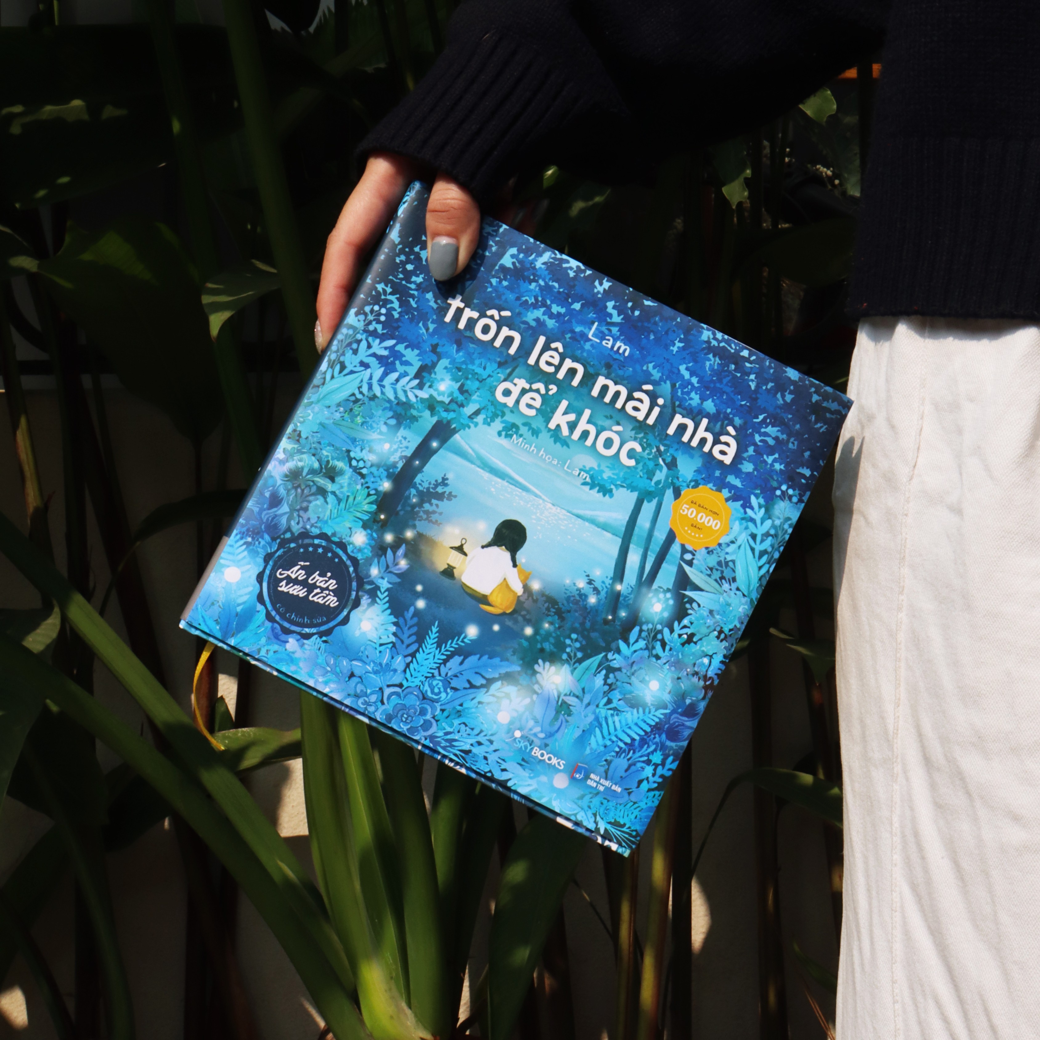 Sách Trốn Lên Mái Nhà Để Khóc - Ấn bản sưu tầm