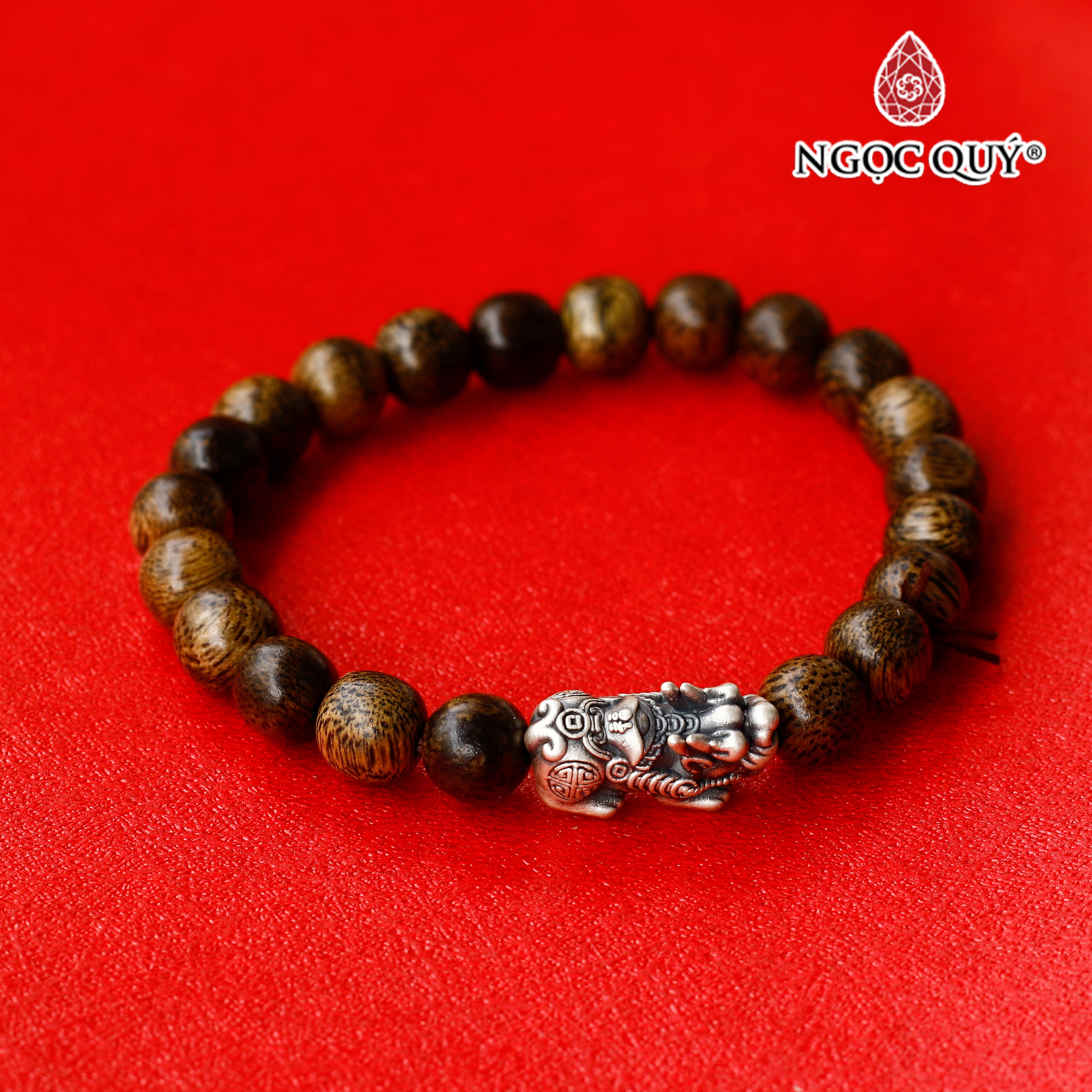 Vòng tay trầm tốc phối charm bạc tỳ hưu hạt 8mm - Ngọc Quý Gemstones
