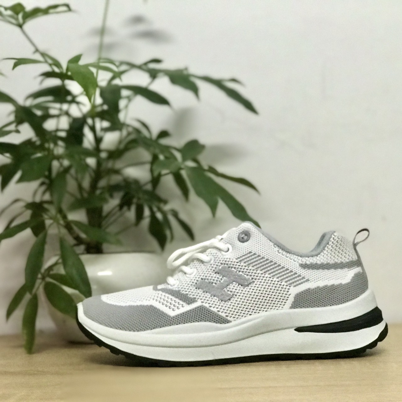 Giày thể thao nữ, giày Sneaker nữ giá rẻ siêu bền
