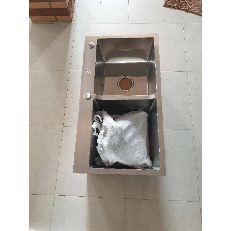 Chậu đúc rửa bát,chén 8245 SUS 304 2 hố cân.Tặng bộ xả.