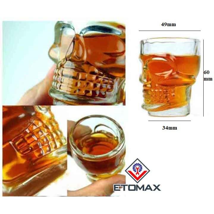 Ly thủy tinh hình đầu lâu 3D độc đáo