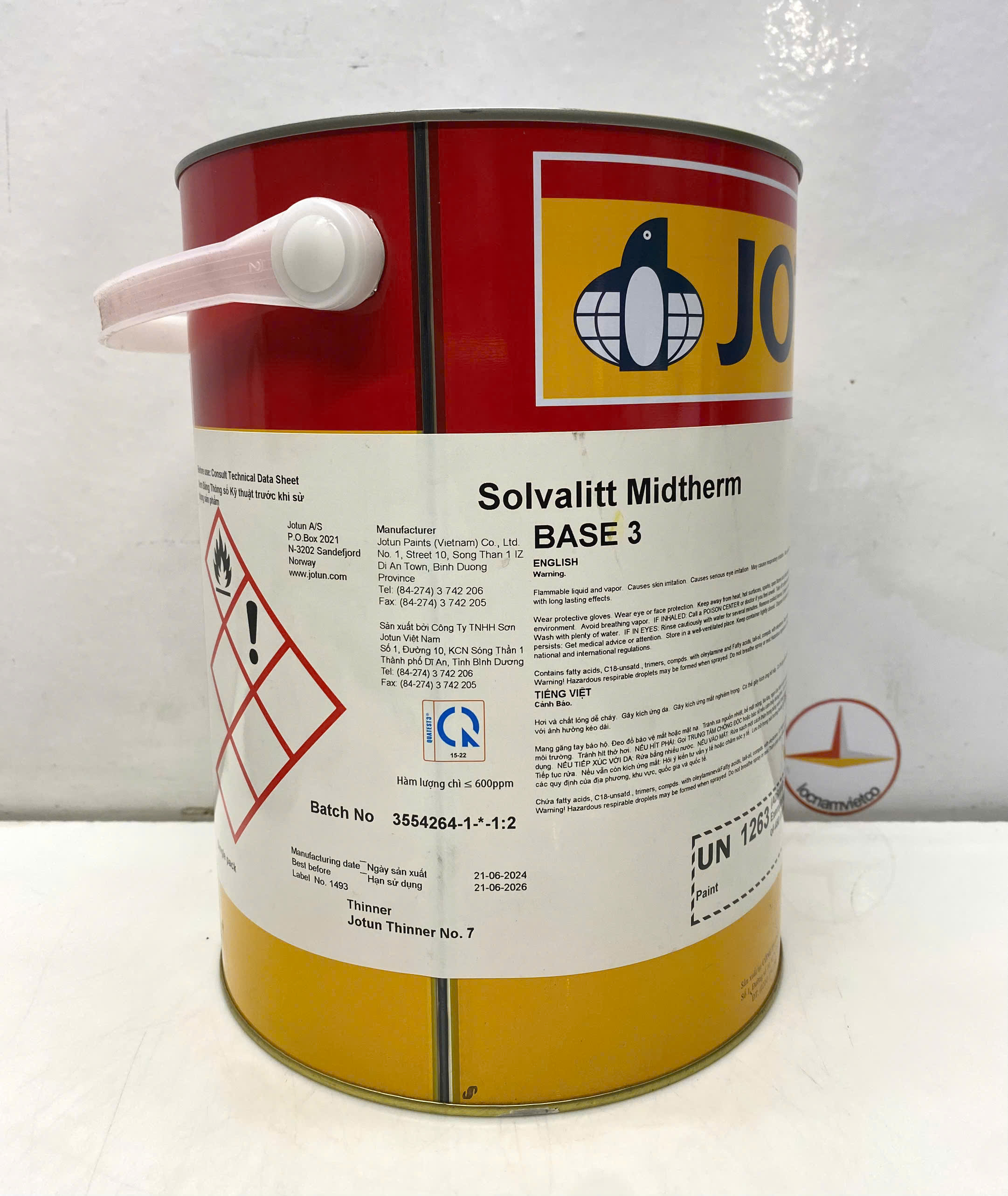 Sơn chịu nhiệt Jotun Solvalitt Midtherm (260°C) Base 3 màu đỏ - Red 0926 _ 5L