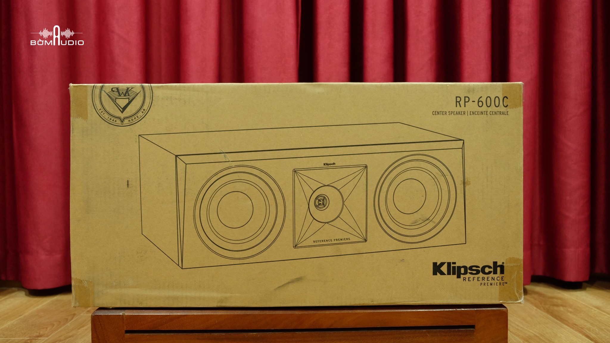 Klipsch RP-600C | Loa Center Cho Rạp Chiếu Thu Nhỏ - Hiệu Suất Cao 500W x 8ohm - 2 Loa Mid/Bass 16,5cm Cerametallic Phủ Copper Tinh tế + Loa Treble Titanium Họng Kèn 25mm Hybrid Tractrix Horn Độc Quyền - Độ Nhạy Cao 97dB | Hàng Chính Hãng _ Mới 100%