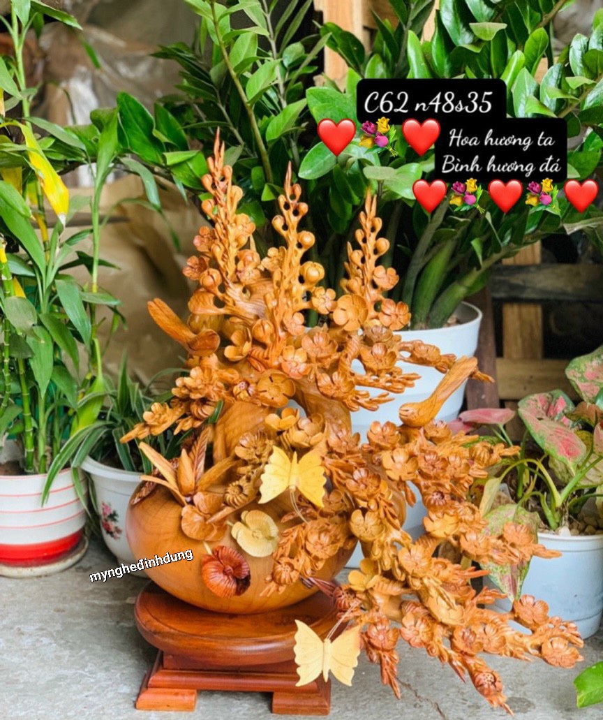 1 bình hoa mai phú quý ,phong thủy cầu tài lộc trang trí phòng khách  bằng gỗ hương kt 62×48×35cm