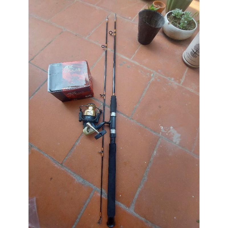 Combo cần đặc 2 khúc kèm máy câu ax4000fb