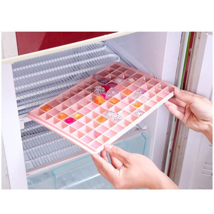 KHAY ĐỰNG NƯỚC ĐÁ 60 VIÊN BẰNG NHỰA DẺO
