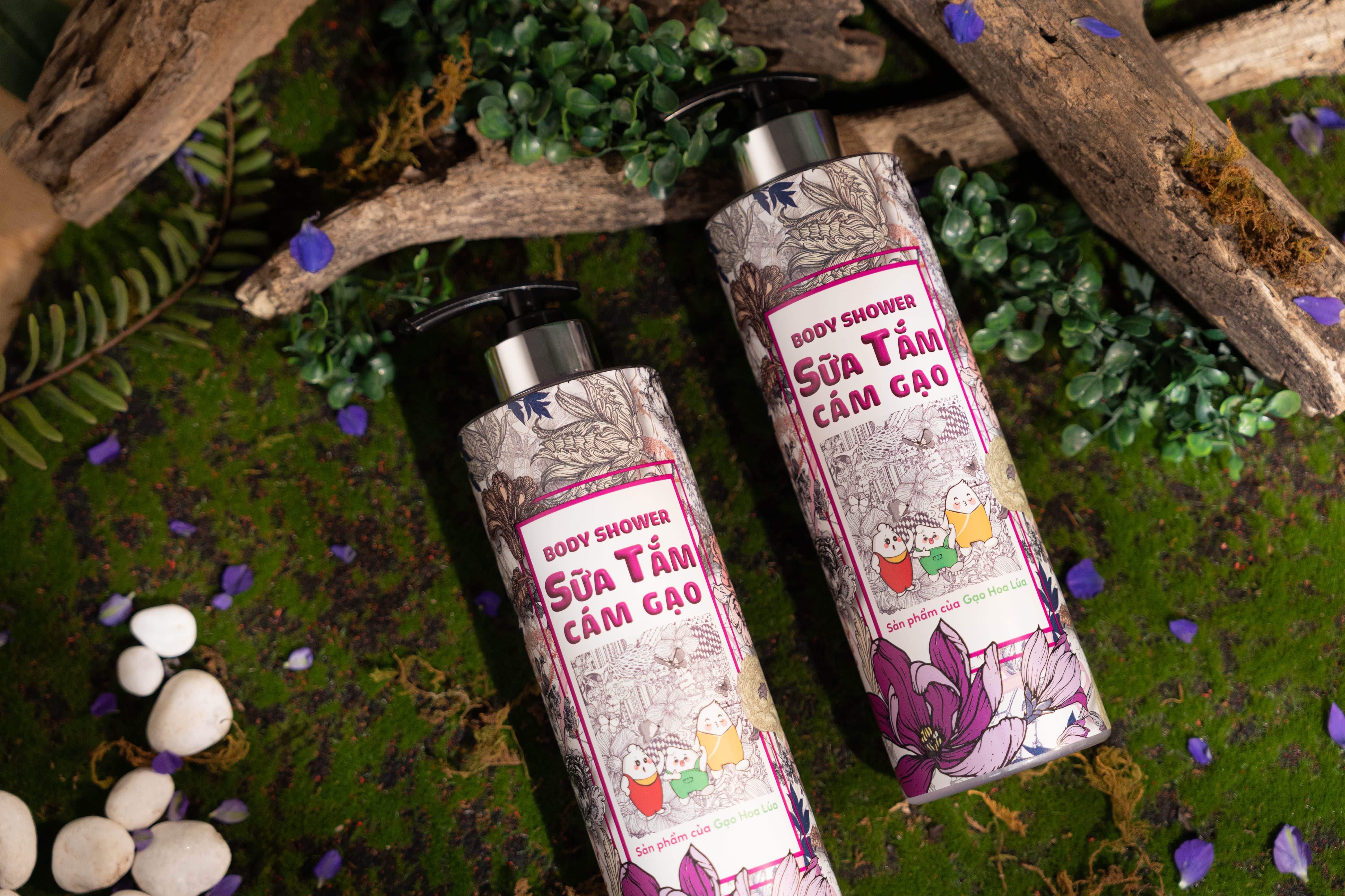 COMBO 2 chai Sữa Tắm Cám Gạo 650ml - Tặng 1 túi vải đay