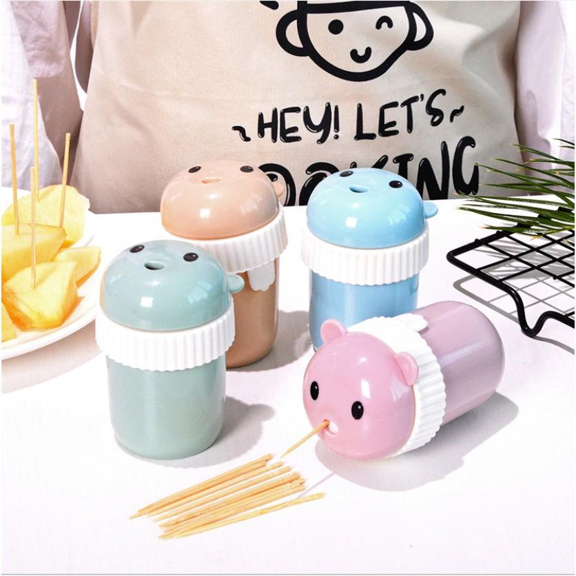 Hộp đựng tăm xỉa răng kiểu hoạt hình gấu xinh xắn tiện dụng - giao màu ngẫu nhiên