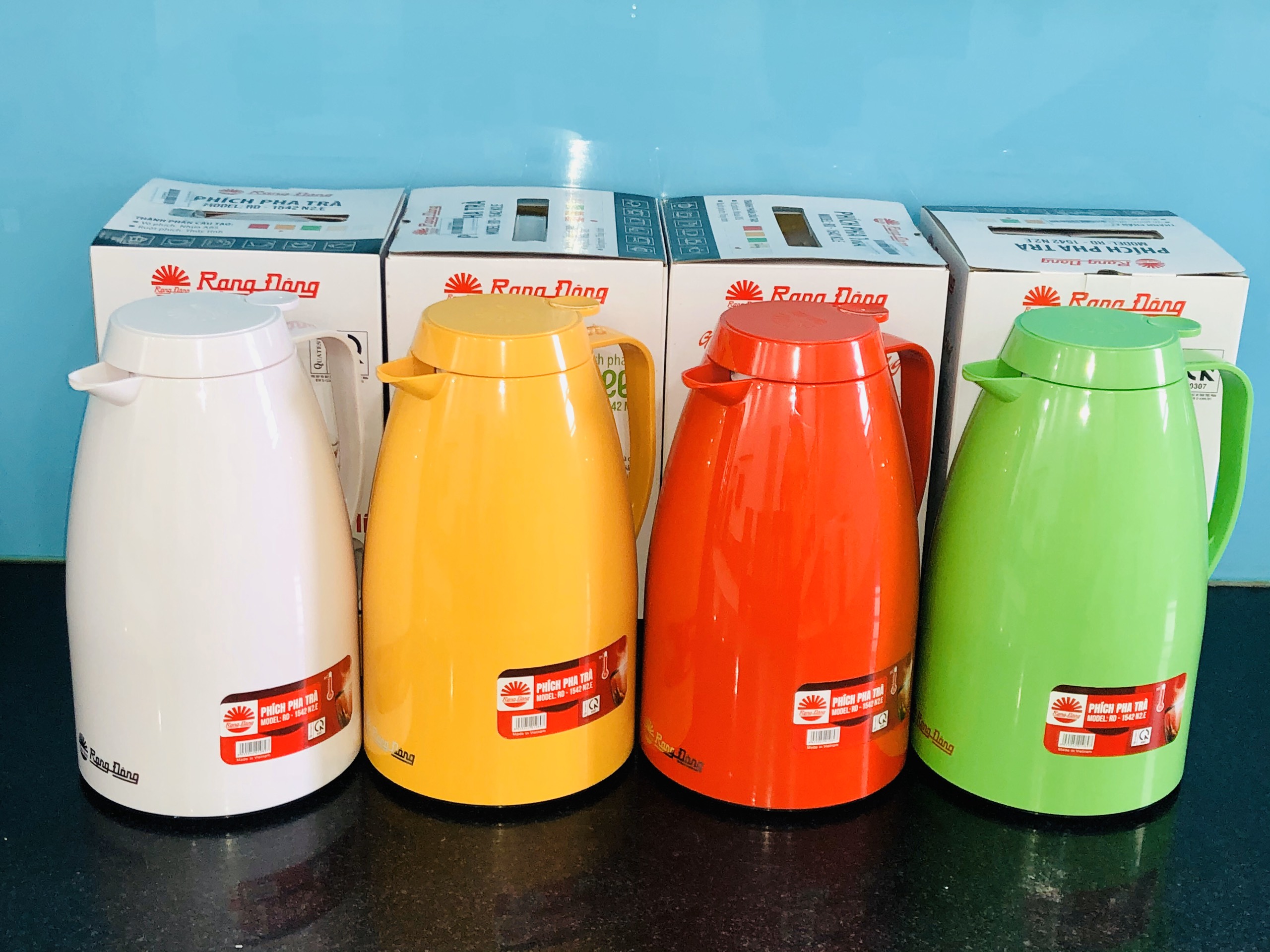 Phích pha trà giữ nhiệt Rạng Đông 1,5L RD-1542 N2.E