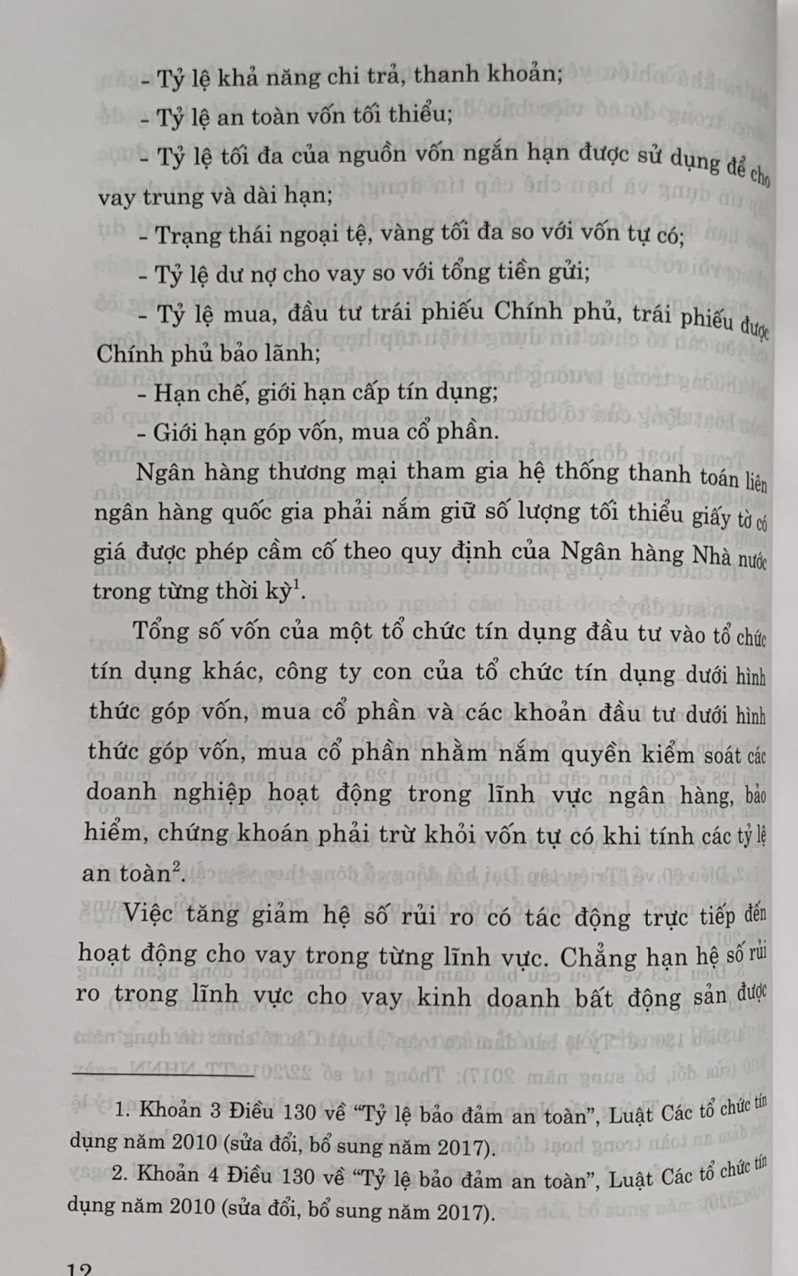 Cẩm Nang Pháp Luật Ngân Hàng (Nhận Diện Những Vấn Đề Pháp Lý) - Tái bản năm 2020