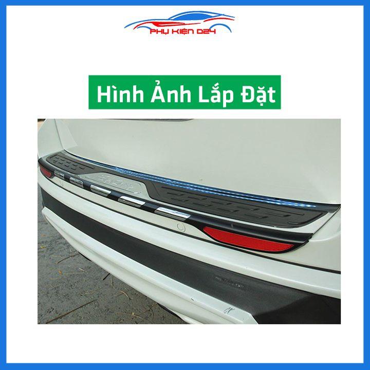 Ốp chống trầy cốp ngoài nhựa đen Fortuner 2012-2013-2014-2015-2016 hàng loại 1 dán cốp sau chống xước trang trí xe