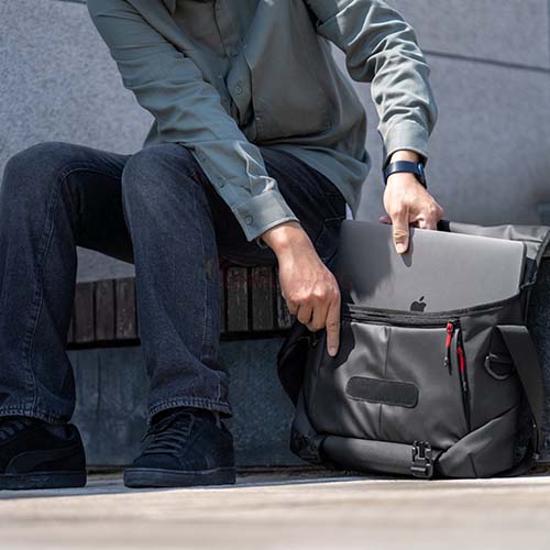 Túi đeo vai Tomtoc Premium Messenger Bag Commuting and Travel up to 16 inch H52-E02D01 - Hàng chính hãng