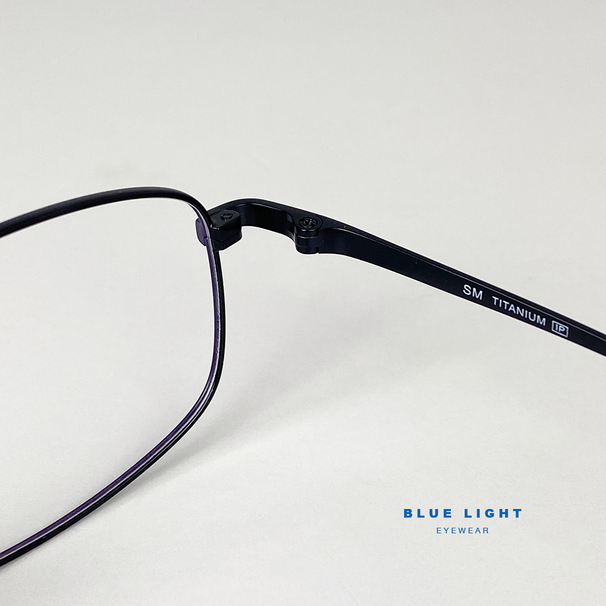 Gọng Kính Cận, Kính Giả Cận Nam Nữ TITANIUM Mắt Vuông Nhỏ Xíu, Cao Cấp Siêu Nhẹ, Full Đen, Bạc - BLUE LIGHT